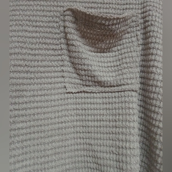 🦄 Free People Beige Waffle Knit Sweater M Oversized 24" Pit - Picture 6 of 9